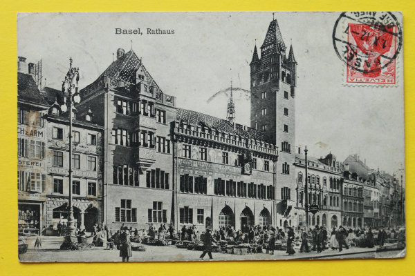 Ansichtskarte Basel / Rathaus / 1912 / Marktplatz – Markttag – Geschäfte